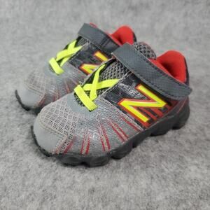 New Balance Toddler Baby Size 5 Unisex Sneakers Gray Red Shoes Slip On 890RGI